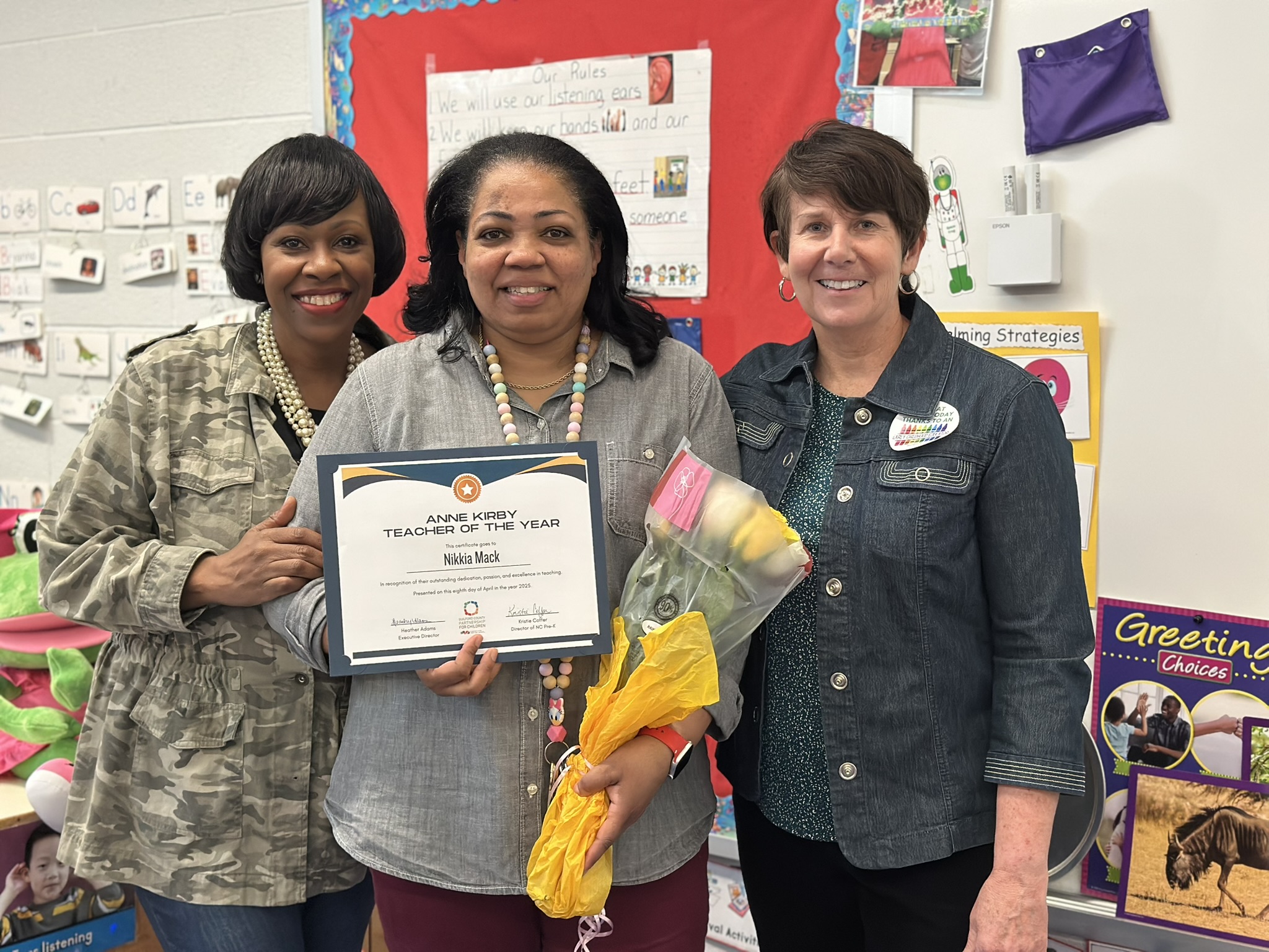 Nikkia Mack with her Award